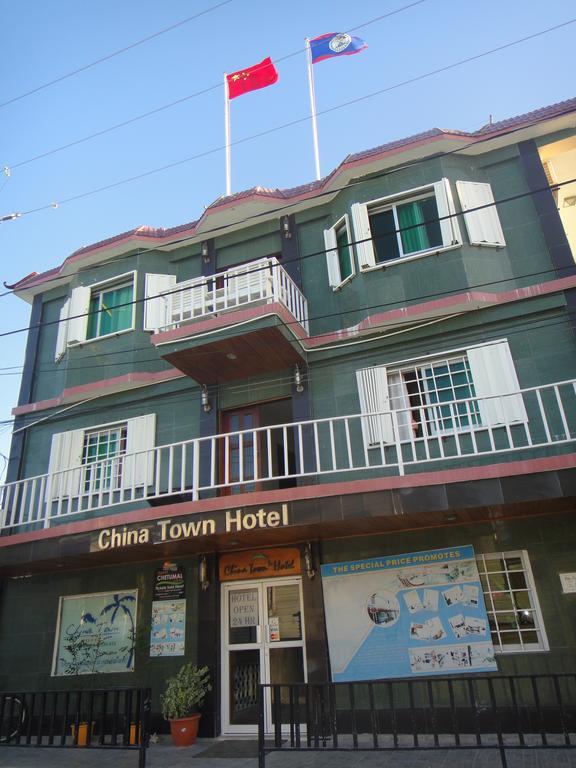 China Town Hotel Caye Caulker Esterno foto