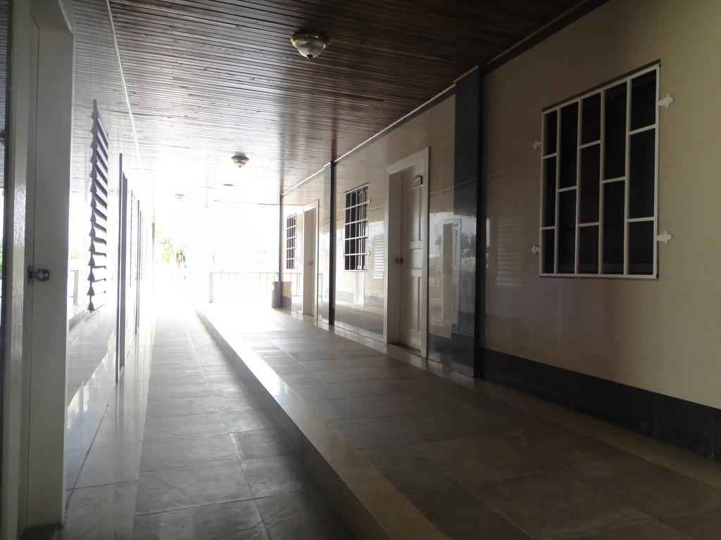 China Town Hotel Caye Caulker Esterno foto