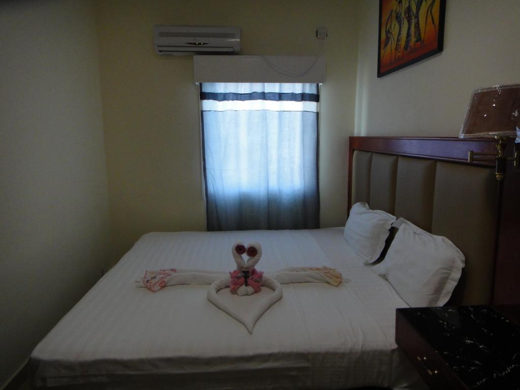 China Town Hotel Caye Caulker Esterno foto
