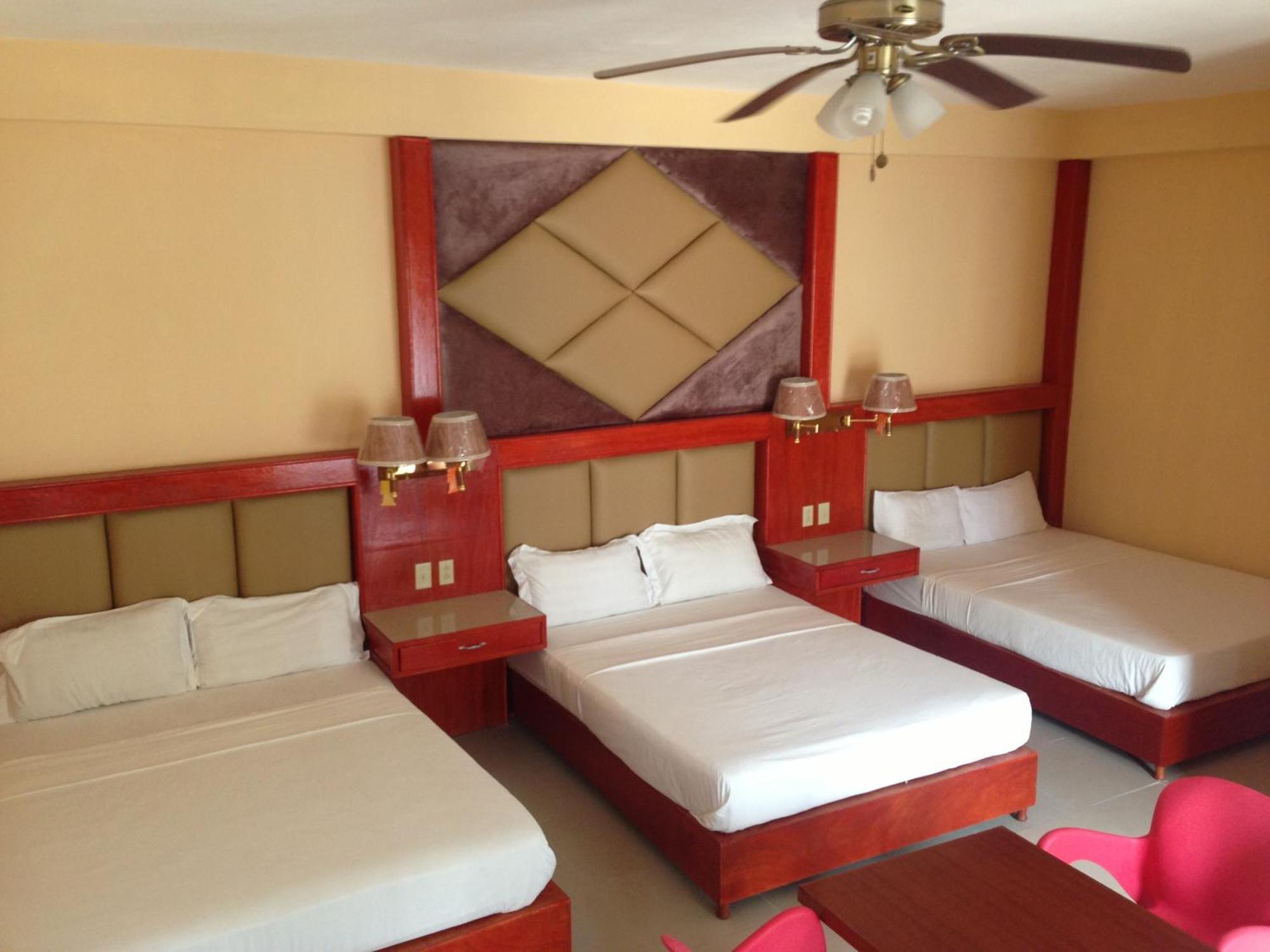 China Town Hotel Caye Caulker Esterno foto